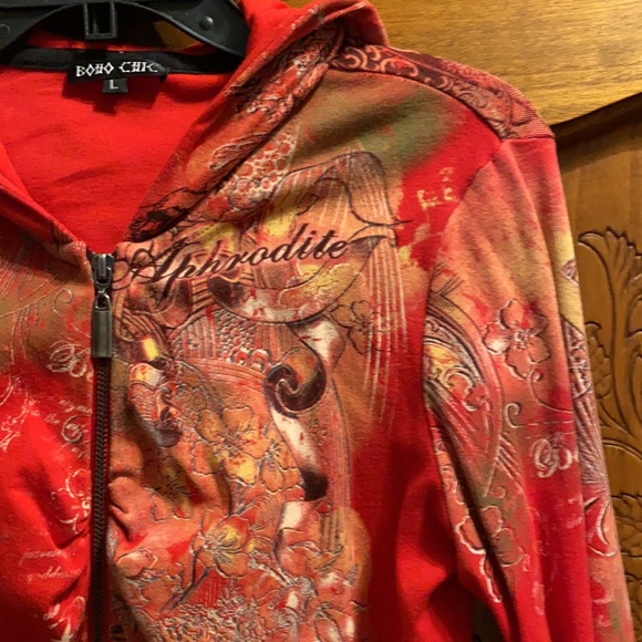 Red sweatshirt with designs and hood - Picture 2 of 5